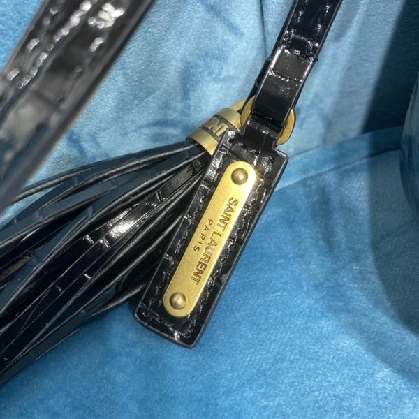 2026224192444328 520